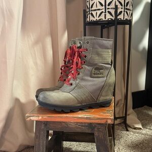 Sorel Grayish Green Wedge Boots